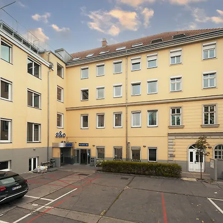 A&O Wien Stadthalle-2